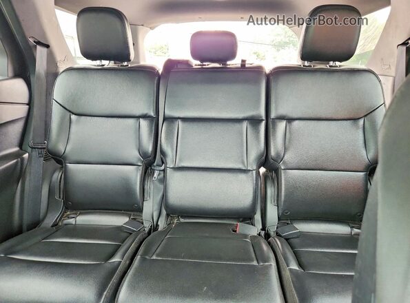 1FM5K8AB7LGA19232 2020 FORD EXPLORER Silver Widok tylnych siedzeń
