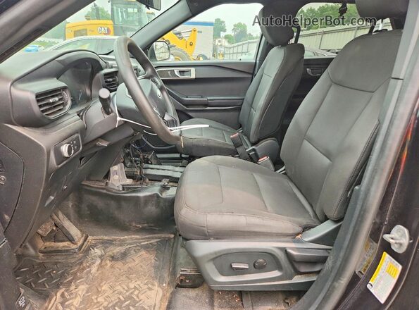 1FM5K8AB7LGA19232 2020 FORD EXPLORER Silver Widok wnętrza z przodu