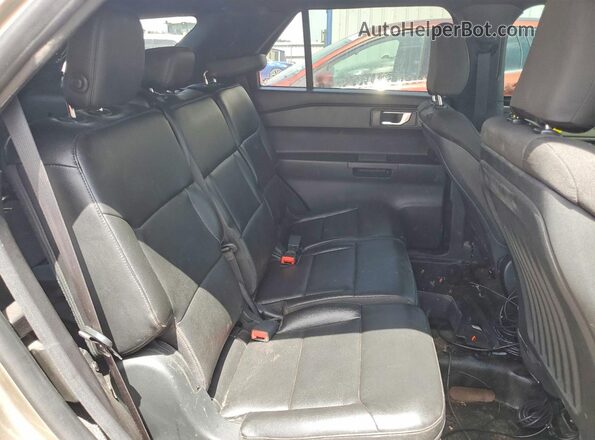 1FM5K8AC8LGD01906 2020 FORD EXPLORER Beige უკანა სალონის ხედი