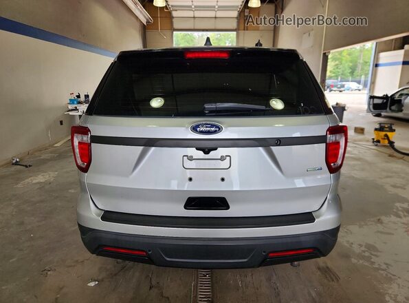 1FM5K8AR1JGA84426 2018 FORD EXPLORER Silver უკანა ხედი