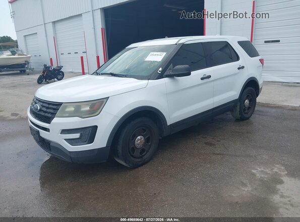 1FM5K8AR3GGA62792 2016 FORD POLICE INTERCEPTOR Белый Передняя левая четверть