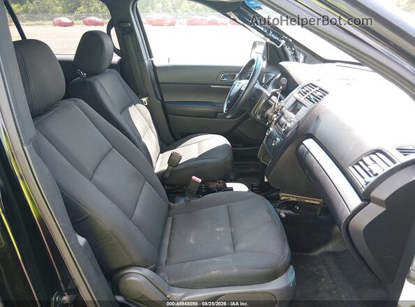 1FM5K8AR3GGC50471 2016 FORD UTILITY POLICE INTERCEPTOR Черный Вид салона спереди