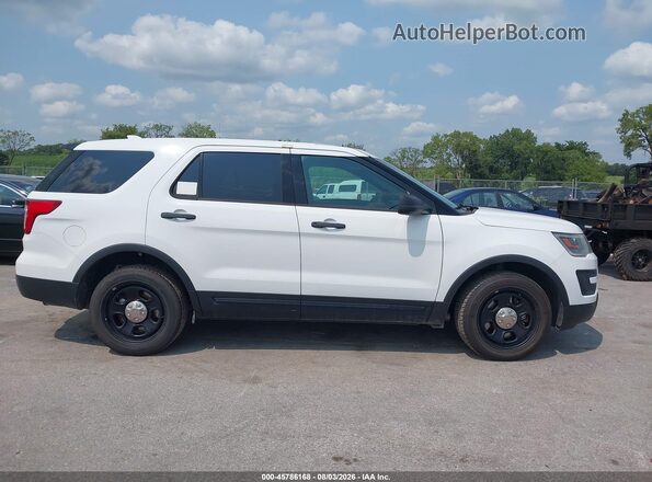 1FM5K8AR5GGA37330 2016 FORD UTILITY POLICE INTERCEPTOR White Սալոնի հետևի տեսք