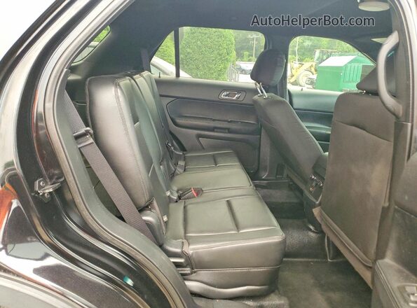 1FM5K8AR6GGC67975 2016 FORD EXPLORER Black Вид задньої частини салону