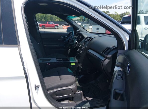 1FM5K8AR8GGD31305 2016 FORD UTILITY POLICE INTERCEPTOR White Widok wnętrza z przodu