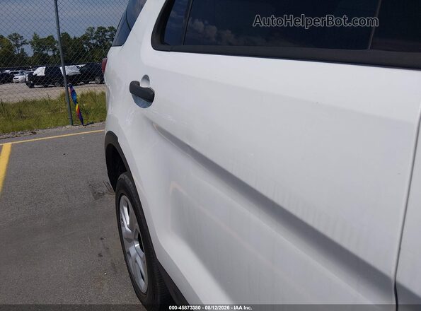 1FM5K8AR8GGD31305 2016 FORD UTILITY POLICE INTERCEPTOR White Widok z przodu