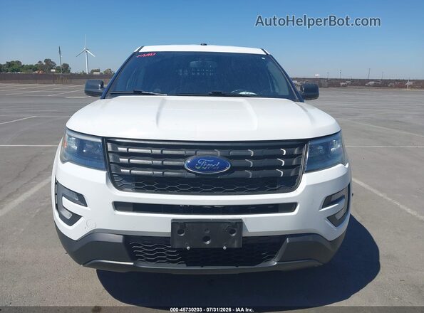 1FM5K8AR8HGE25914 2017 FORD UTILITY POLICE INTERCEPTOR Белый Вид спереди