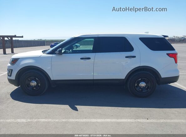 1FM5K8AR8HGE25914 2017 FORD UTILITY POLICE INTERCEPTOR Белый Панорамный вид салона 360°