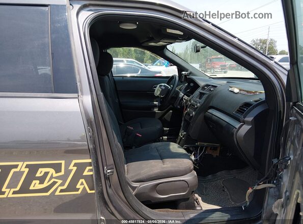 1FM5K8ARXHGC79077 2017 FORD UTILITY POLICE INTERCEPTOR Gray წინა სალონის ხედი