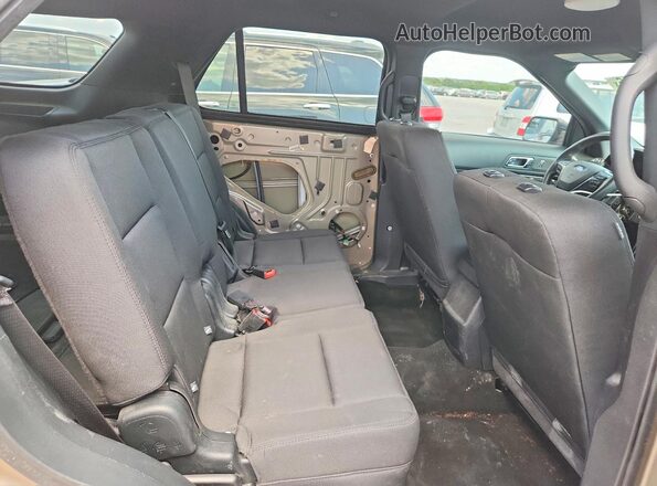 1FM5K8ARXKGA64953 2019 FORD EXPLORER Beige Vista de los asientos traseros