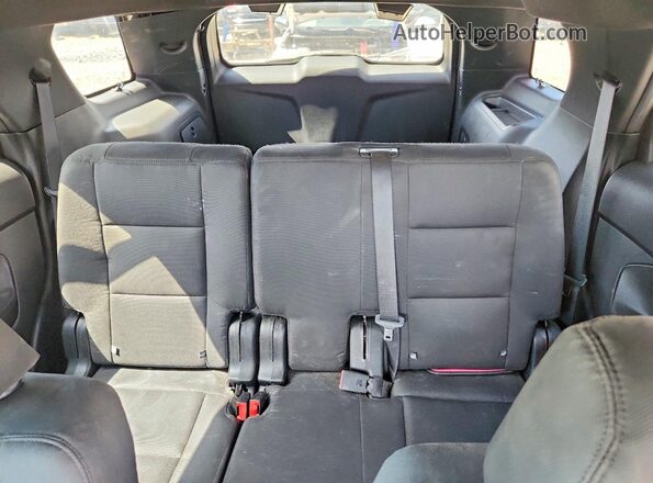 1FM5K8AT3HGE29817 2017 FORD EXPLORER Black Rear seats view