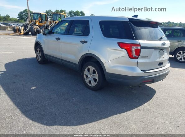 1FM5K8AT4JGA58317 2018 FORD POLICE INTERCEPTOR Silver Rear left