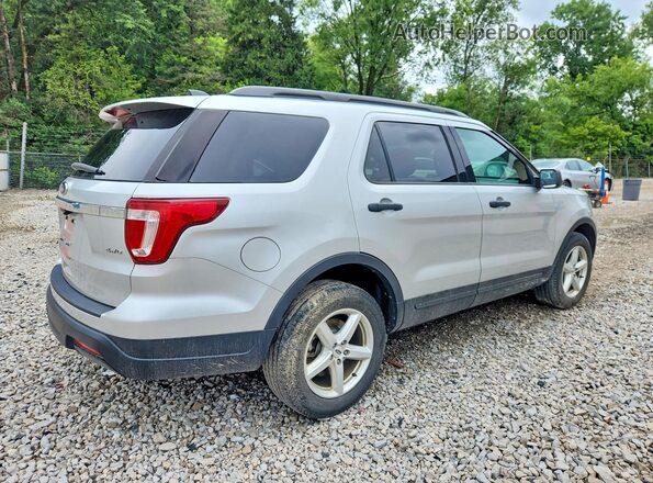 1FM5K8B80JGC66432 2018 FORD EXPLORER Silver Trasero derecho