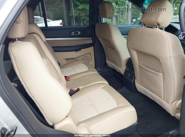 1FM5K8B83GGD17785 2016 FORD EXPLORER Silver VIN կոդի պիտակի տեսք