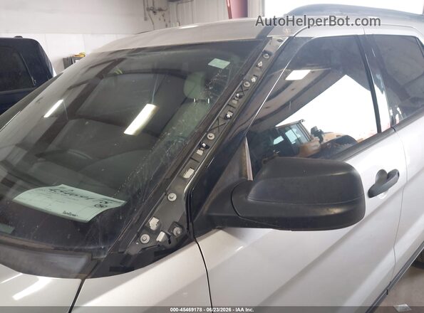 1FM5K8B84HGD22964 2017 FORD EXPLORER Silver Widok zestawu wskaźników