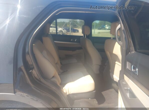 1FM5K8B85HGD72224 2017 FORD EXPLORER Black Widok naklejki z numerem VIN