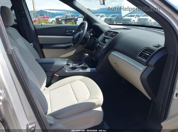 1FM5K8B85JGC01320 2018 FORD EXPLORER Silver Вид салону спереду
