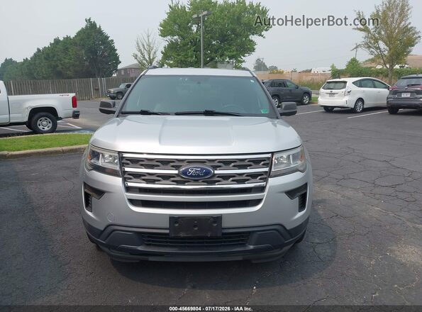 1FM5K8B85JGC45561 2018 FORD EXPLORER Silver უკანა სალონის ხედი