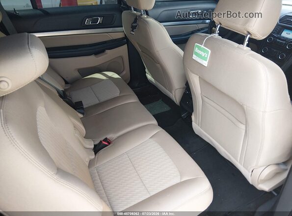 1FM5K8B87HGD72225 2017 FORD EXPLORER Black Widok naklejki z numerem VIN
