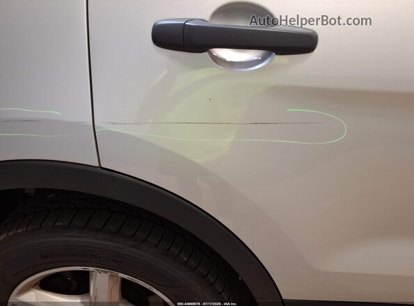 1FM5K8B88JGC45408 2018 FORD EXPLORER Silver Widok wnętrza 360 stopni
