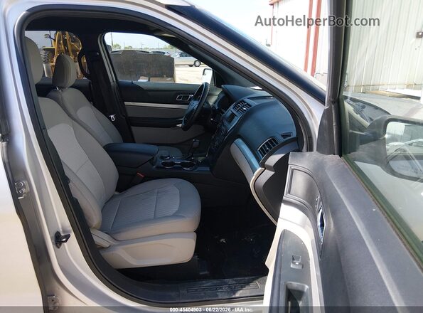 1FM5K8B89JGC45174 2018 FORD EXPLORER Silver Vista interior delantera
