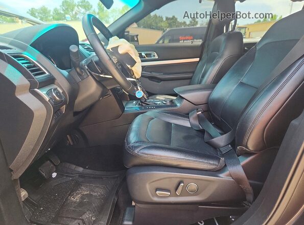 1FM5K8D80GGA33415 2016 FORD EXPLORER Серый Вид салона спереди