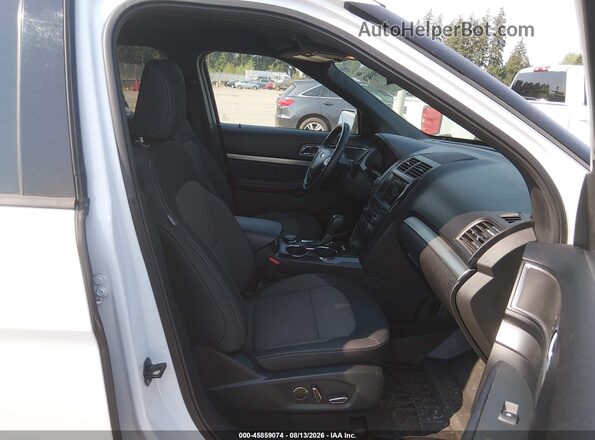 1FM5K8D80JGC06891 2018 FORD EXPLORER Белый Вид салона спереди