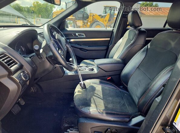 1FM5K8D80KGA86026 2019 FORD EXPLORER Gray Widok wnętrza z przodu