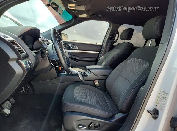 1FM5K8D81GGC52402 2016 FORD EXPLORER Белый Вид салона спереди