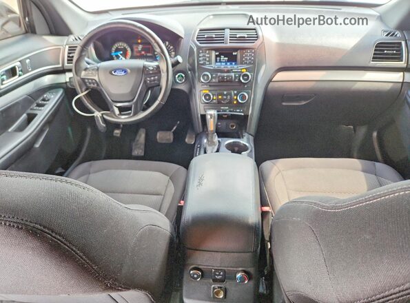 1FM5K8D81GGC52402 2016 FORD EXPLORER Белый Вид панели приборов