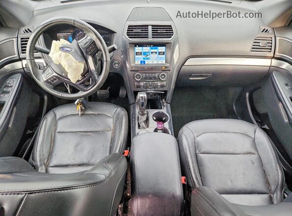 1FM5K8D81JGC03966 2018 FORD EXPLORER Burgundy Vista del salpicadero