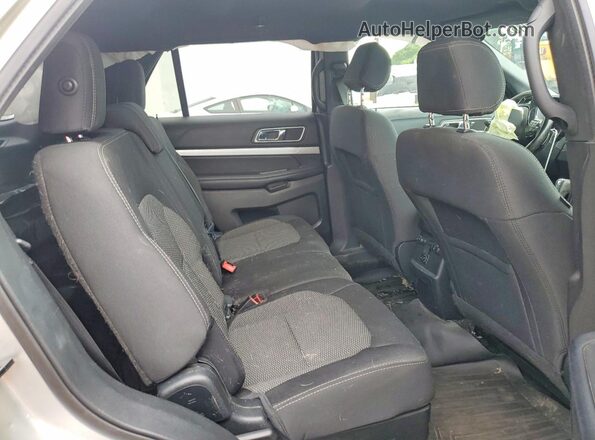 1FM5K8D82HGD00233 2017 FORD EXPLORER Silver Rear interior view