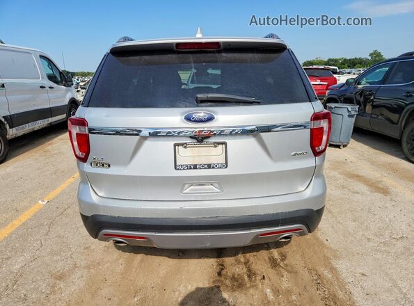 1FM5K8D82HGD03231 2017 FORD EXPLORER Silver Vista trasera