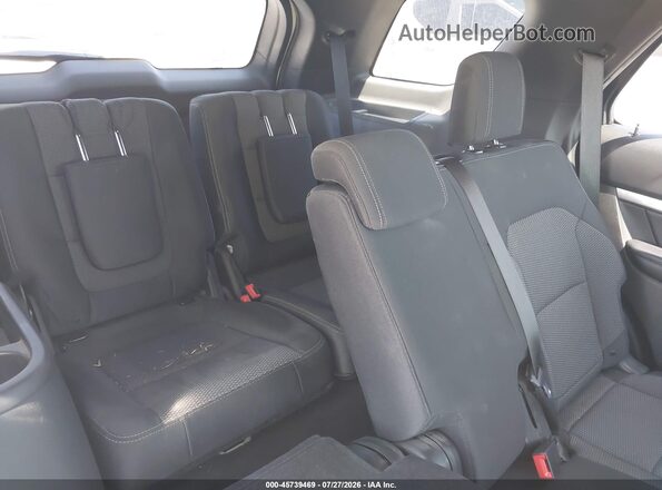 1FM5K8D82JGC45594 2018 FORD EXPLORER White Вид наклейки з VIN-кодом