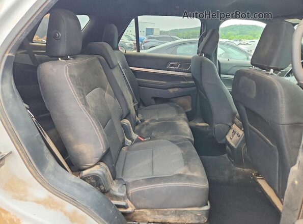 1FM5K8D82KGB29197 2019 FORD EXPLORER White Rear seats view