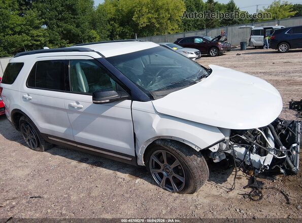 1FM5K8D83GGD34471 2016 FORD EXPLORER White Rear interior view
