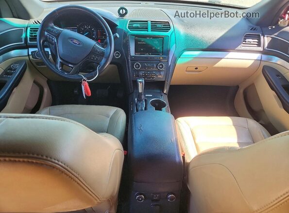 1FM5K8D84GGA87610 2016 FORD EXPLORER Red Vista del salpicadero