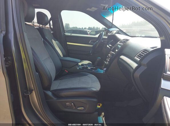1FM5K8D84HGA34374 2017 FORD EXPLORER Black Widok wnętrza z przodu