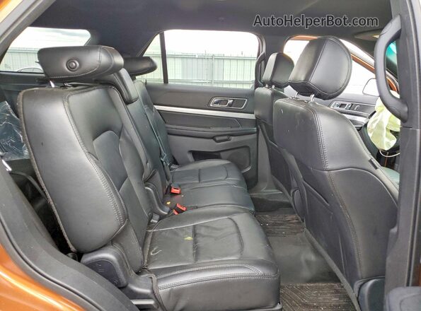 1FM5K8D84HGA48453 2017 FORD EXPLORER Orange Rear interior view