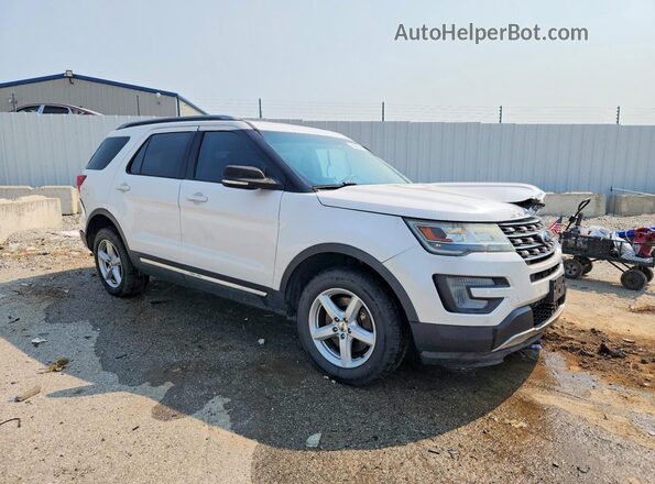 1FM5K8D86HGA57039 2017 FORD EXPLORER White Delantero derecho