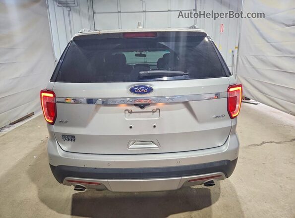 1FM5K8D86HGC01737 2017 FORD EXPLORER Silver Вид ззаду