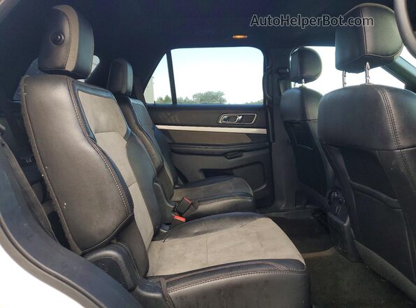 1FM5K8D86HGD47989 2017 FORD EXPLORER White Вид задніх сидінь