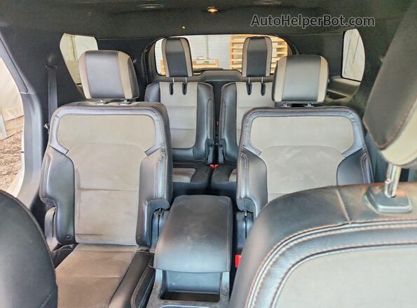 1FM5K8D86HGE30709 2017 FORD EXPLORER Gray Vista de los asientos traseros