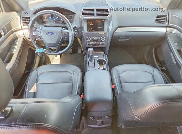 1FM5K8D86JGC66447 2018 FORD EXPLORER Черный Вид панели приборов