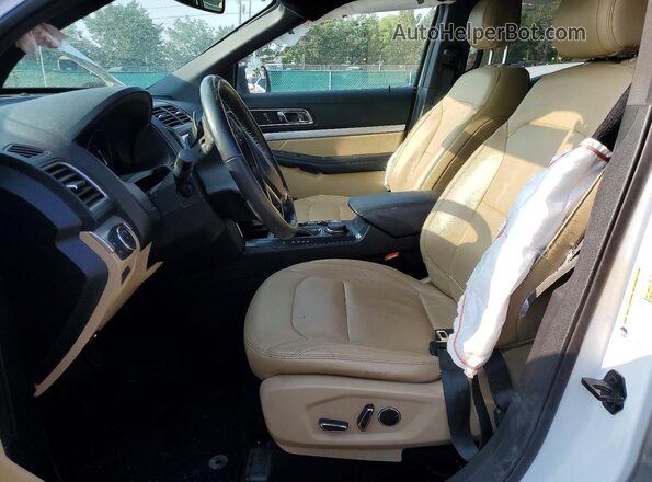 1FM5K8D87HGD88549 2017 FORD EXPLORER White Vista interior delantera