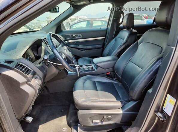 1FM5K8D87JGA80299 2018 FORD EXPLORER Серый Вид салона спереди