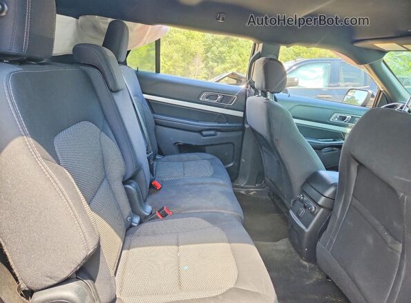 1FM5K8D88HGD34239 2017 FORD EXPLORER Black Rear interior view