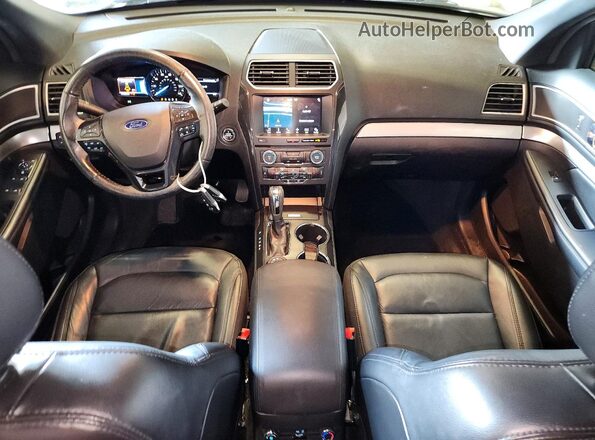 1FM5K8D88HGD41627 2017 FORD EXPLORER White Вид панелі приладів