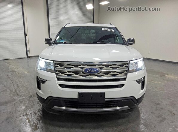 1FM5K8D88JGA05434 2018 FORD EXPLORER Белый Вид спереди