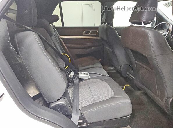 1FM5K8D88JGA05434 2018 FORD EXPLORER Белый Вид задней части салона